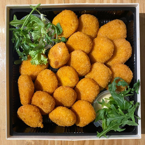 Asian fusion cuisine, 亞洲融合美食,Western fusion food, 西方融合菜, Kwun Tong restaurants, 觀塘餐廳, Boon Catering services, Boon餐飲服務, Japanese French fusion, 日式法式融合菜, Private party catering, 私人聚會餐飲, Event catering Hong Kong, 香港活動餐飲, Bento box delivery, 便當盒配送, Corporate event catering, 企業活動餐飲, Gourmet appetizers, 美味開胃菜, Salad and greens menu, 沙拉和蔬菜菜單, Pasta and rice dishes, 義大利麵和米飯, Dessert catering, 甜點餐飲, Canapés for events, 活動小吃, Restaurant -Boon Cuisine