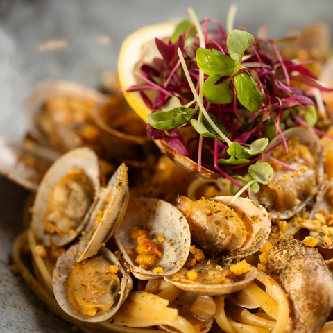 Asian fusion cuisine， 亞洲融合美食，Western fusion food, 西方融合菜, Kwun Tong restaurants, 觀塘餐廳, Boon Catering services, Boon餐飲服務, Japanese French fusion, 日式法式融合菜, Private party catering, 私人聚會餐飲, Event catering Hong Kong, 香港活動餐飲, Bento box delivery, 便當盒配送, Corporate event catering, 企業活動餐飲, Gourmet appetizers, 美味開胃菜, Salad and greens menu, 沙拉和蔬菜菜單, Pasta and rice dishes, 義大利麵和米飯, Dessert catering, 甜點餐飲, Canapés for events, 活動小吃, Restaurant 