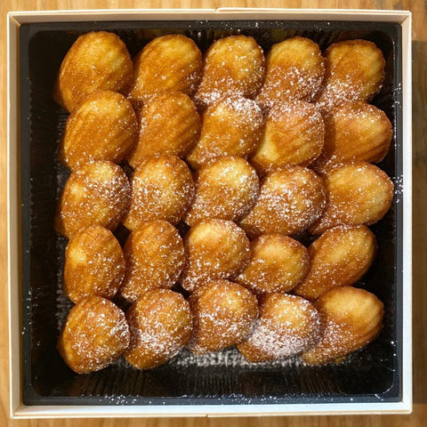 Asian fusion cuisine， 亞洲融合美食，Western fusion food, 西方融合菜, Kwun Tong restaurants, 觀塘餐廳, Boon Catering services, Boon餐飲服務, Japanese French fusion, 日式法式融合菜, Private party catering, 私人聚會餐飲, Event catering Hong Kong, 香港活動餐飲, Bento box delivery, 便當盒配送, Corporate event catering, 企業活動餐飲, Gourmet appetizers, 美味開胃菜, Salad and greens menu, 沙拉和蔬菜菜單, Pasta and rice dishes, 義大利麵和米飯, Dessert catering, 甜點餐飲, Canapés for events, 活動小吃, Restaurant -Boon Cuisine